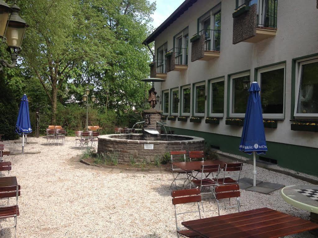 Zur Eiche Hotel Overath Exterior photo